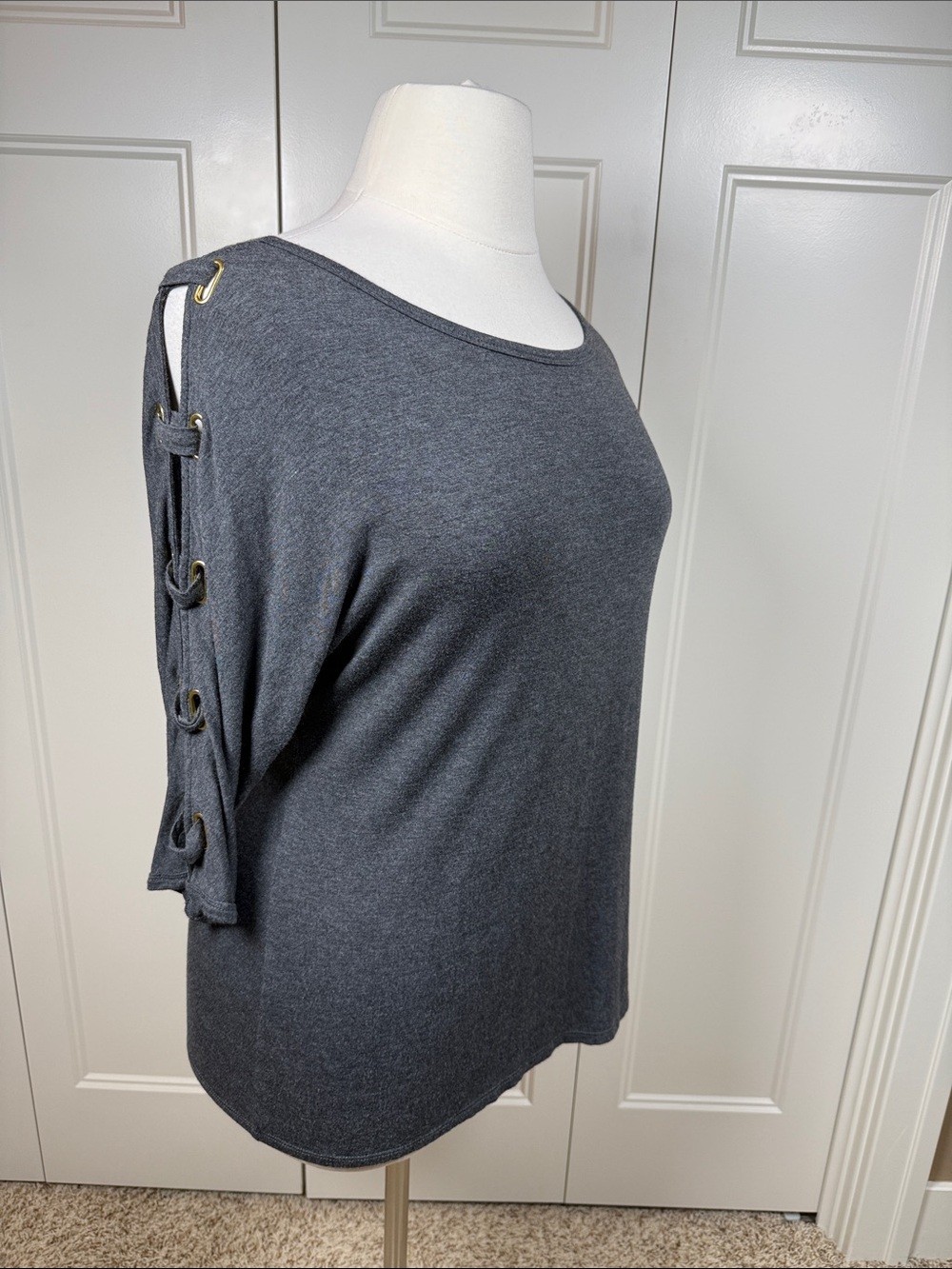Belldini Charcoal Cold-Shoulder Knit Top with Grommet Tie Detail Size 1X
